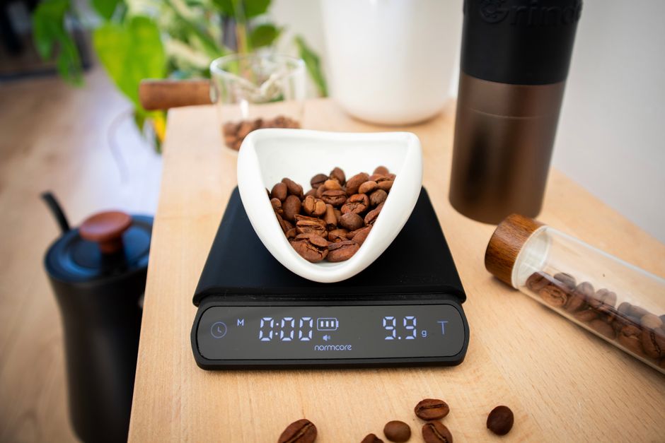Strakke houten lepels in minimalistische keuken. Strakke houten lepels in minimalistische keuken.
